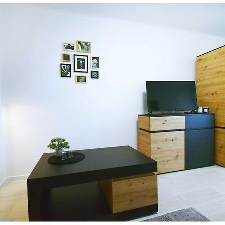 Apartamento Color24 Centrum Nisko Exterior foto