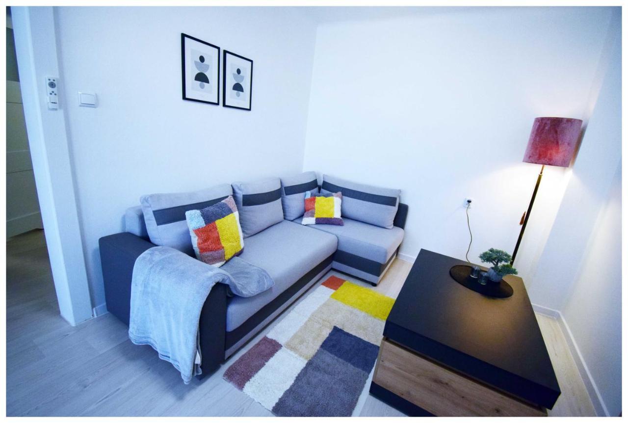 Apartamento Color24 Centrum Nisko Exterior foto