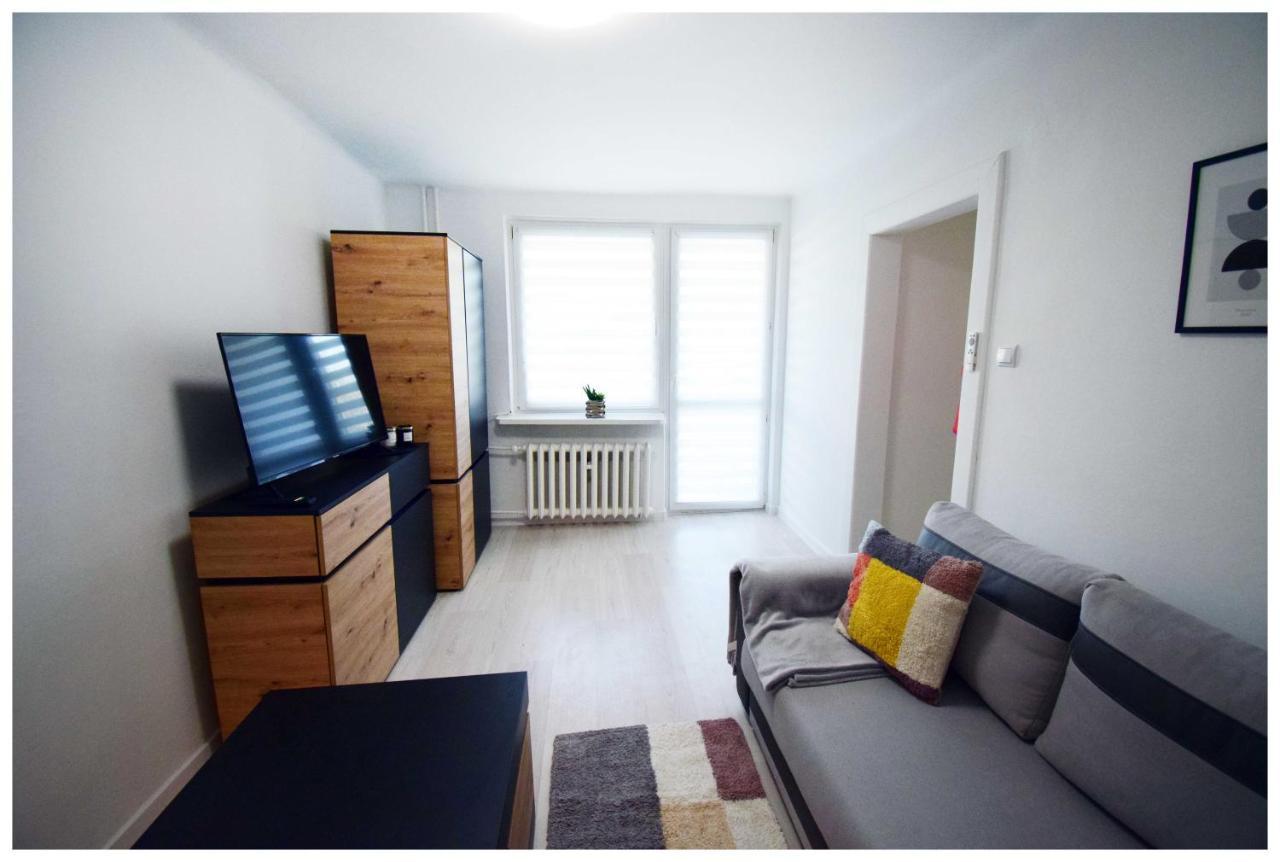 Apartamento Color24 Centrum Nisko Exterior foto